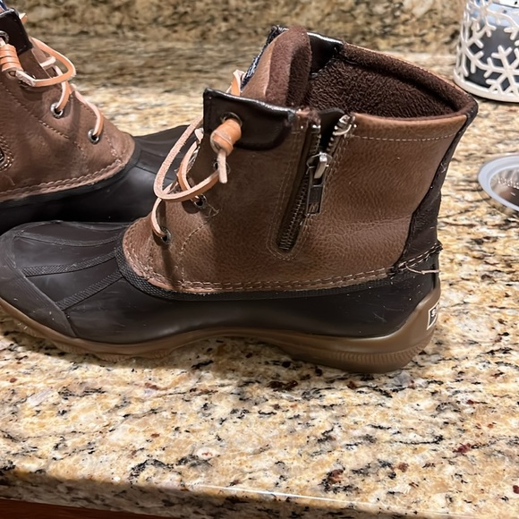 Sperry Boots - Picture 3 of 4